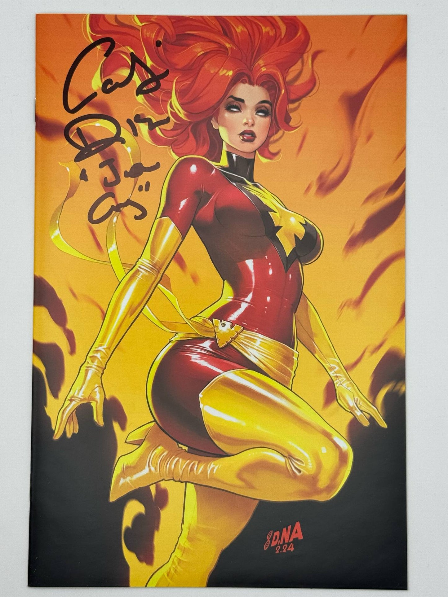 X-MEN #33 SIGNED Catherine Disher (Jean Grey) | D. Nakayama Virgin Var