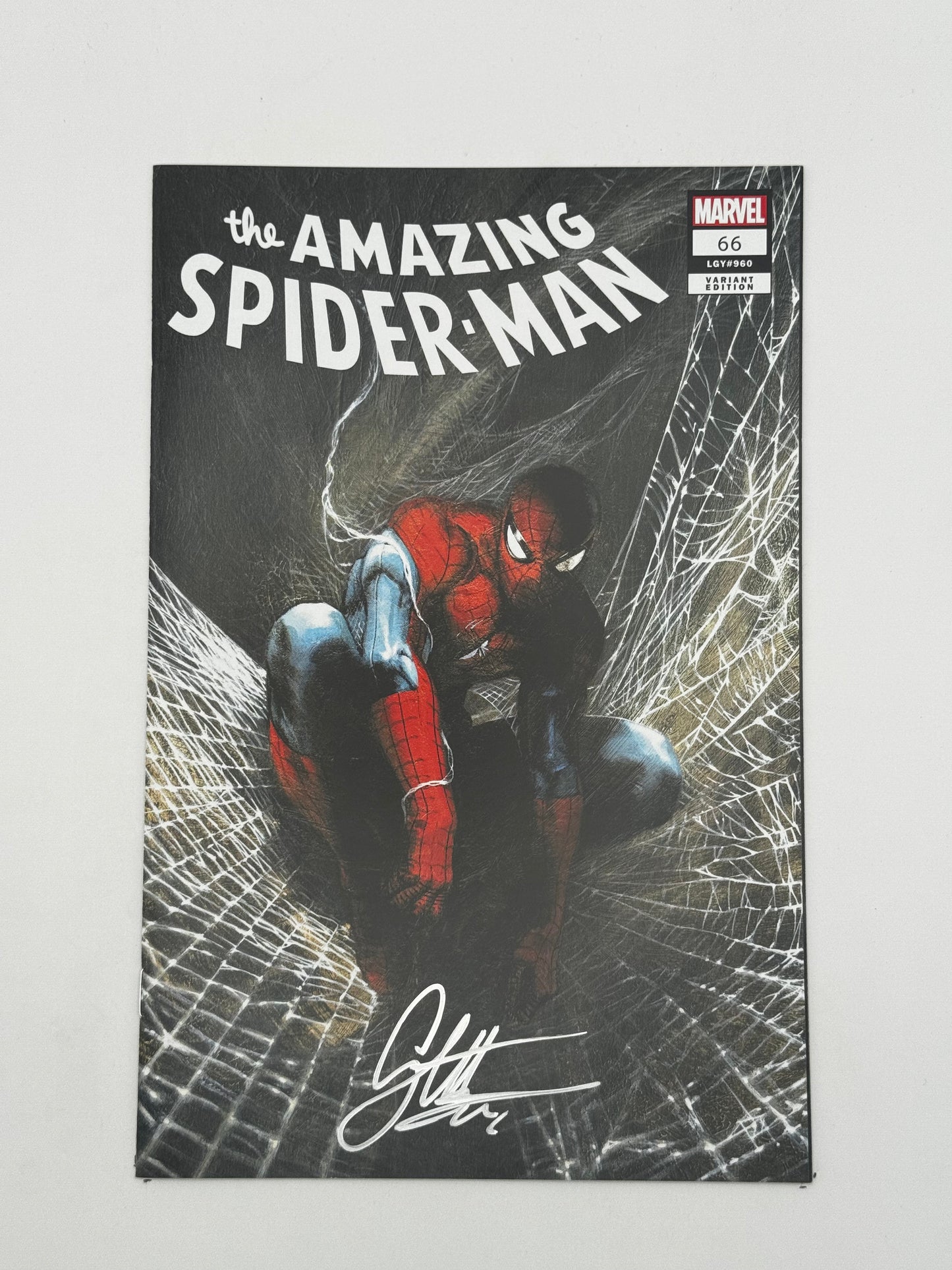 [Signed by Gabriele Dell'Otto] Amazing Spider-Man #66 Unknown Comics Gabriele Dell’Otto Exclusive Var [INST]